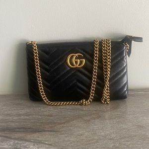 Black Gucci purse
